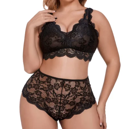 Plus Size V-Neck Lingerie Set