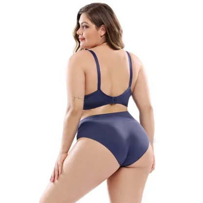 Plus Size Lace Bra and Panty Set - Image 5