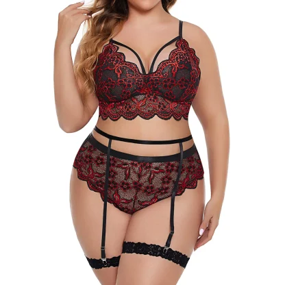 Seductive Lace Plus Size Lingerie Set - Image 4